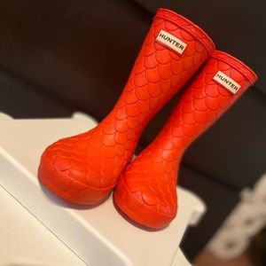 HUNTER RAIN BOOTS